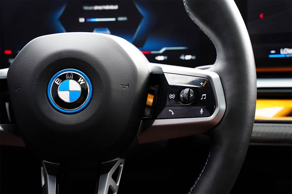 Thumbnail: 2024 BMW i5 - 24