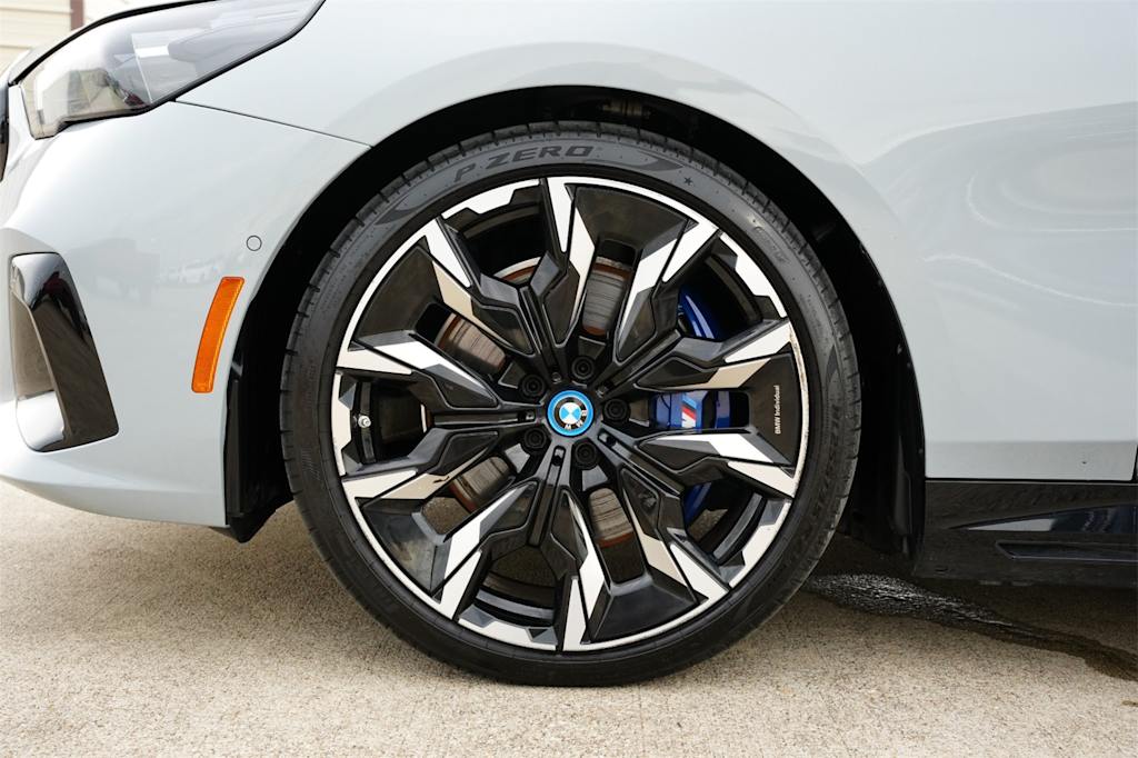 Thumbnail: 2024 BMW i5 - 7