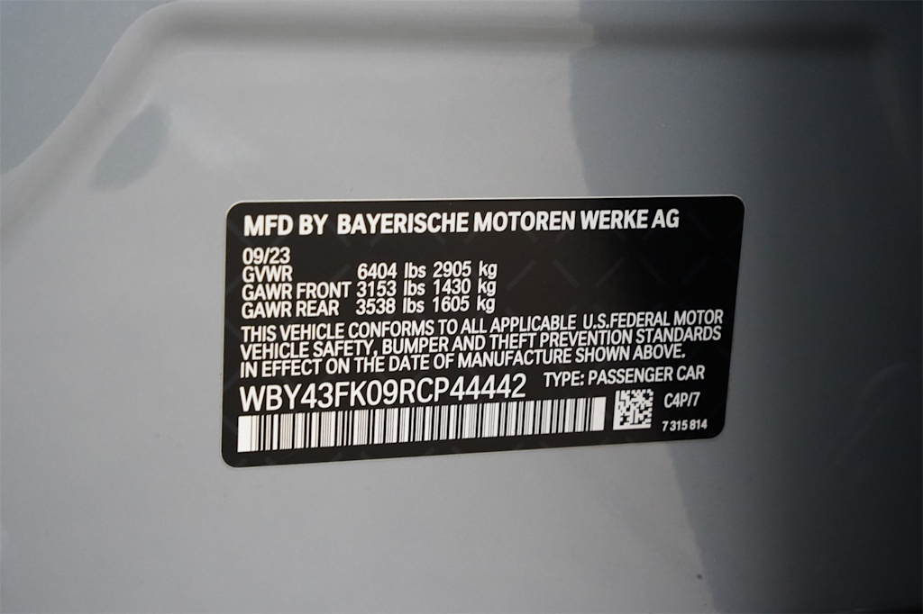 Thumbnail: 2024 BMW i5 - 19