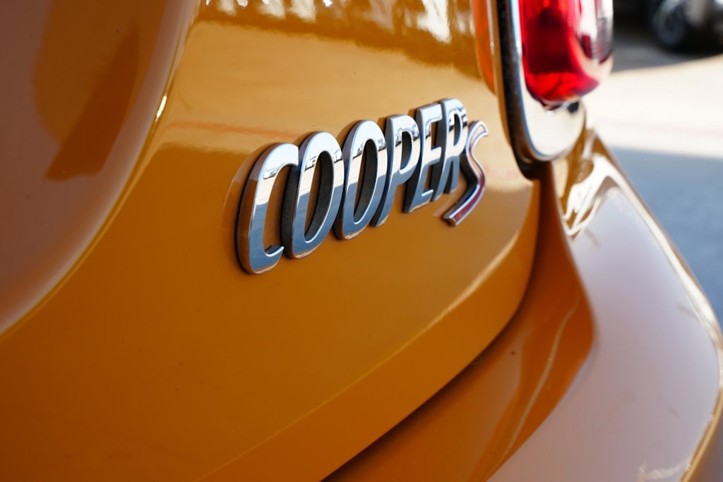 2015 MINI Cooper S 7