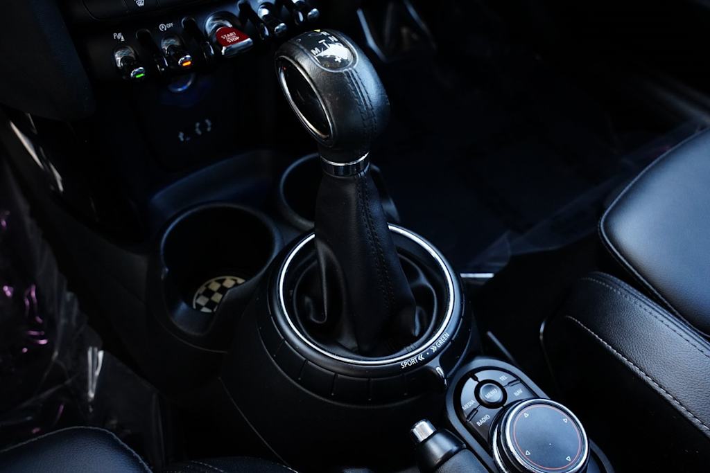 2015 MINI Cooper S 15