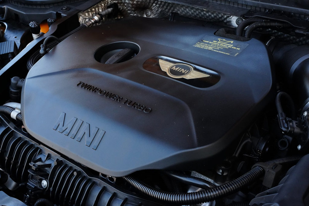 2015 MINI Cooper S 9