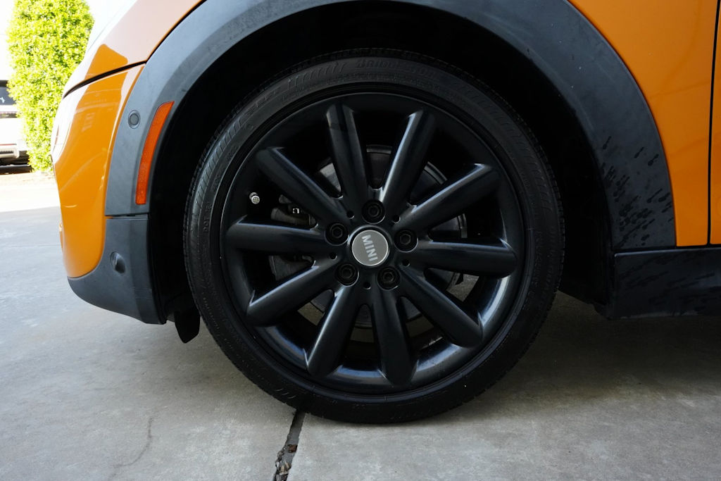 2015 MINI Cooper S 8