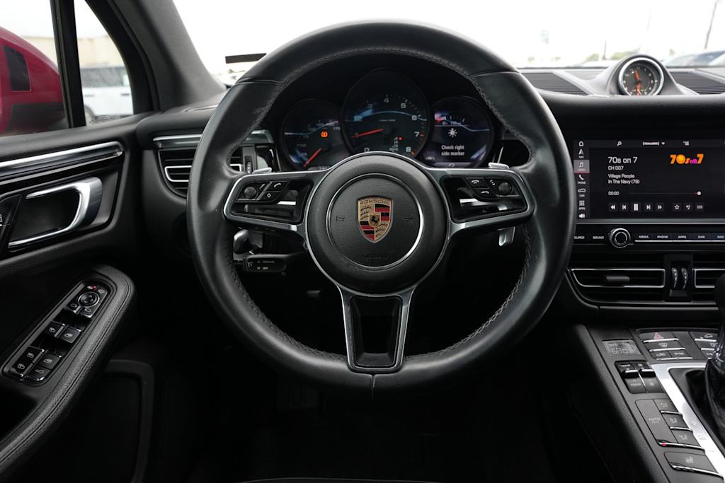 Thumbnail: 2019 Porsche Macan - 8