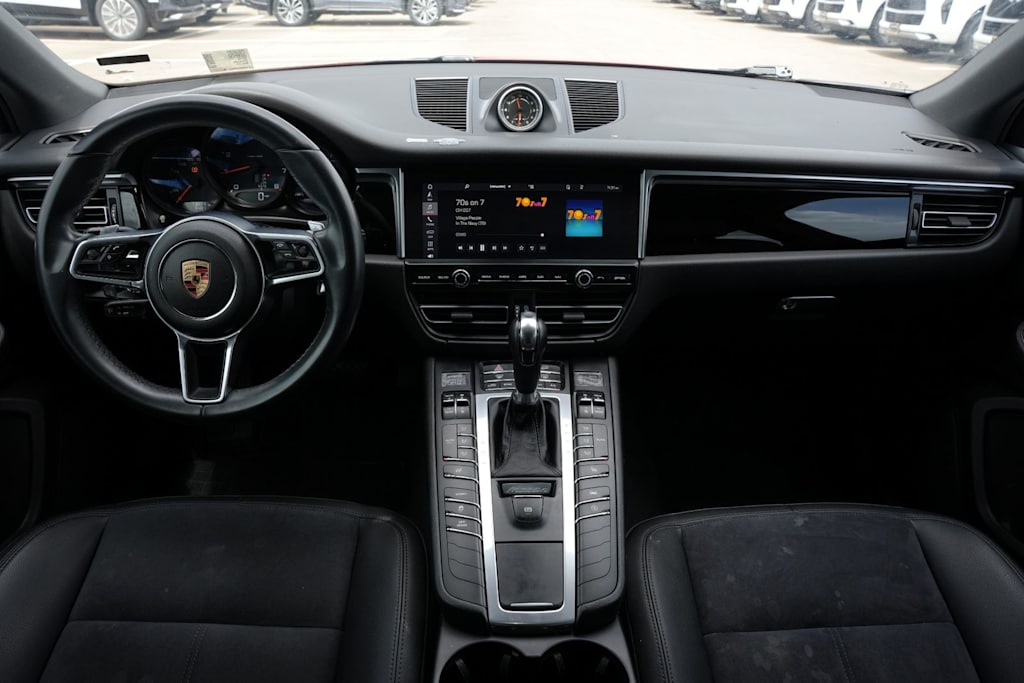 Thumbnail: 2019 Porsche Macan - 2