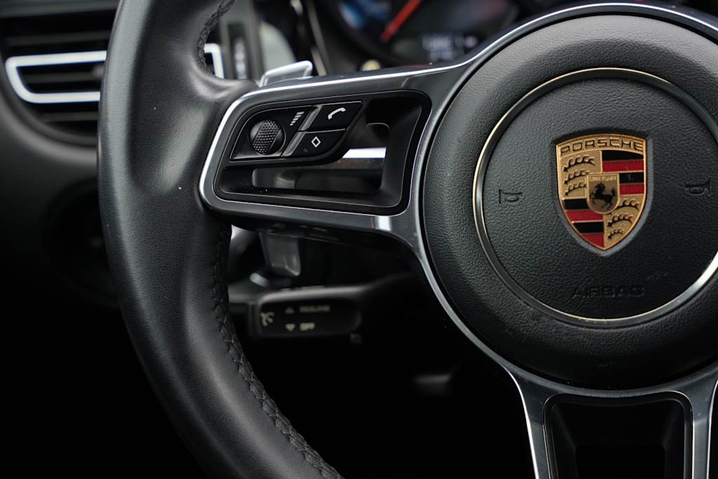 Thumbnail: 2019 Porsche Macan - 21