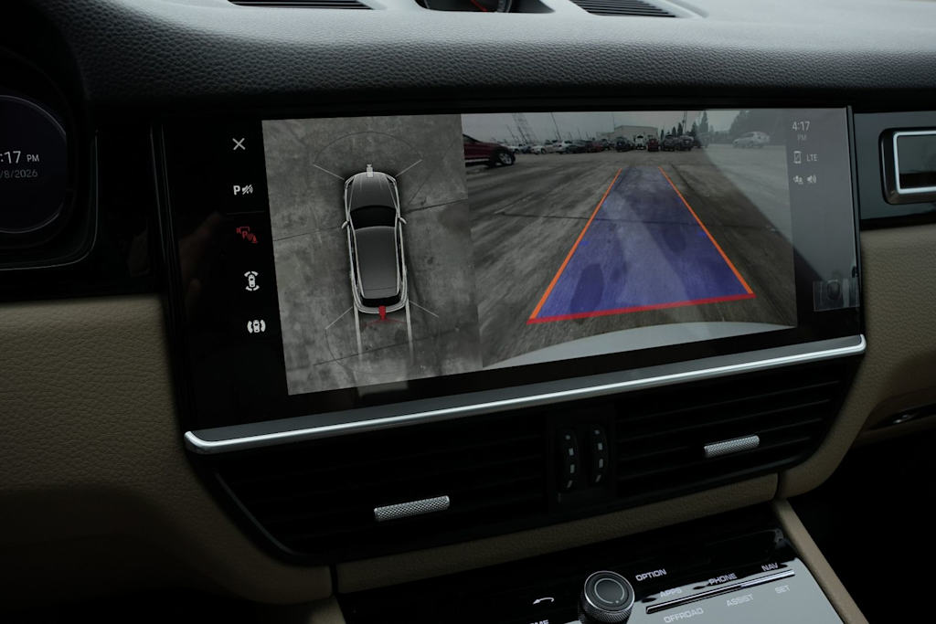 Thumbnail: 2023 Porsche Cayenne - 22