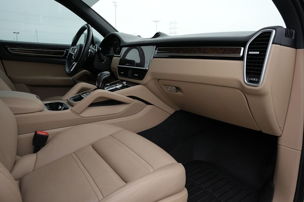 Thumbnail: 2023 Porsche Cayenne - 14