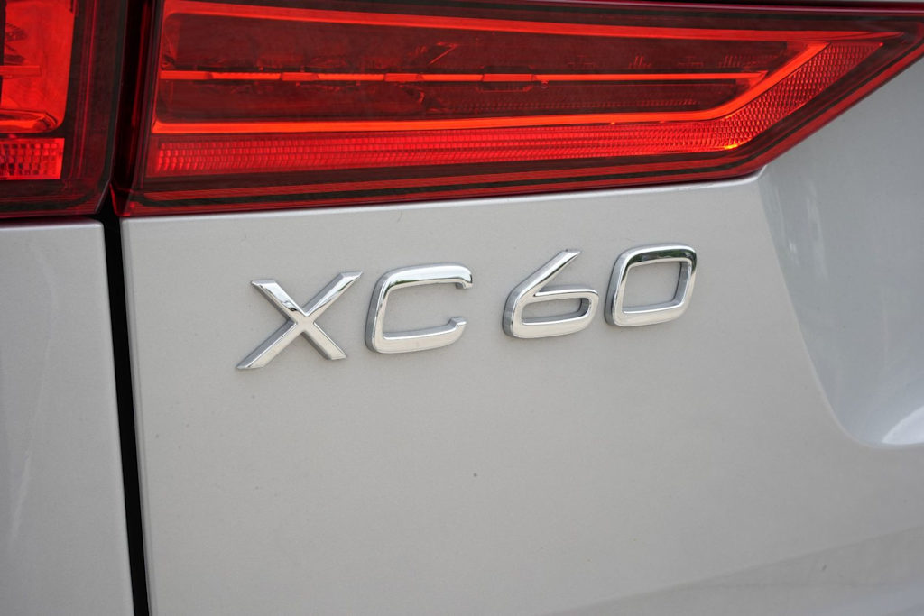 Thumbnail: 2025 Volvo XC60 - 7