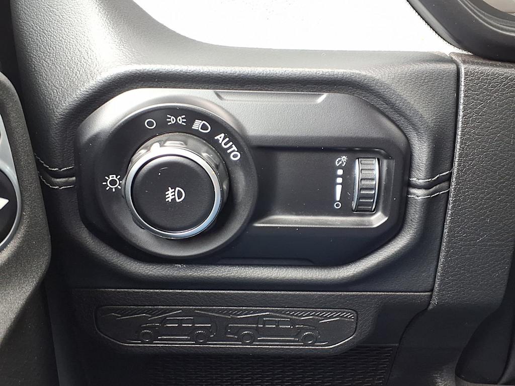 Thumbnail: 2024 Jeep Wrangler - 24
