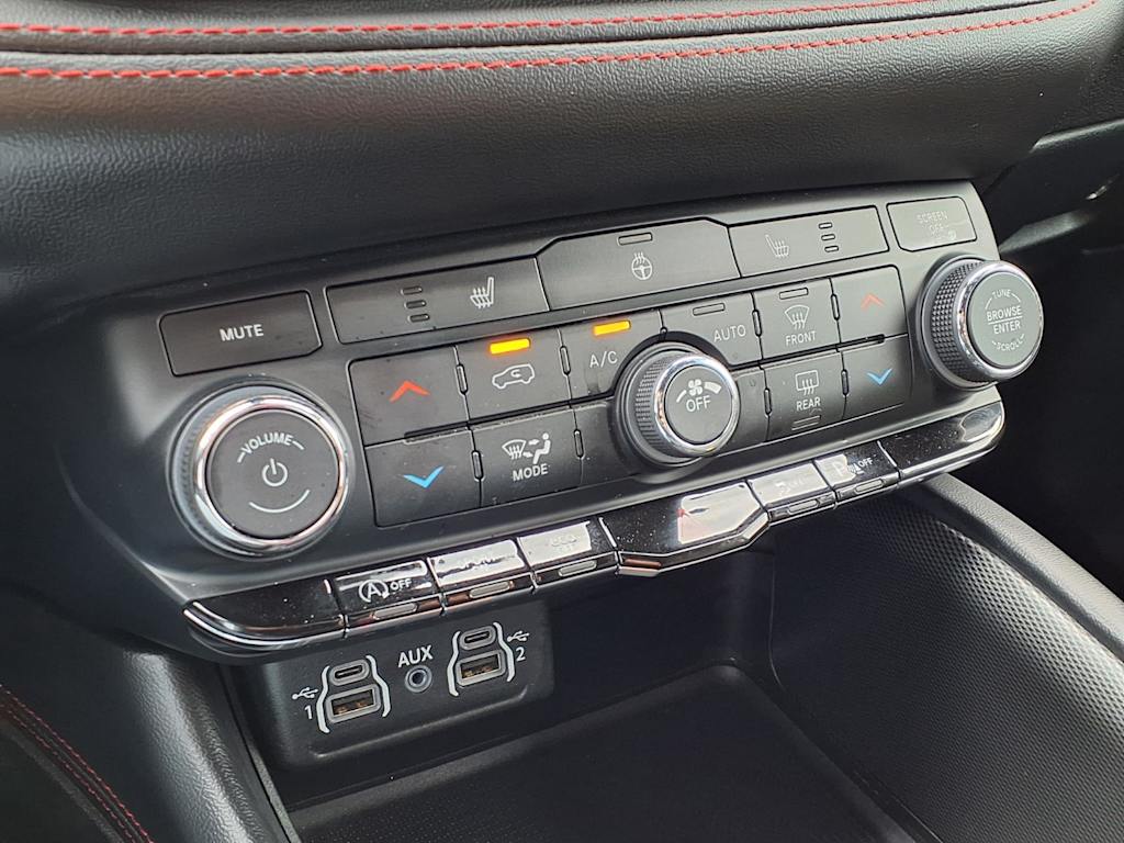 Thumbnail: 2025 Dodge Durango - 22