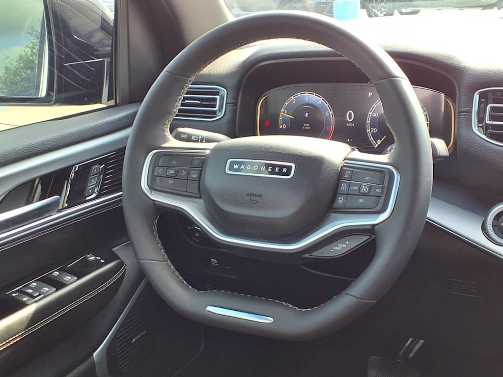 Thumbnail: 2024 Jeep Wagoneer - 13