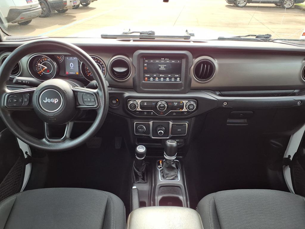 Thumbnail: 2022 Jeep Gladiator - 8