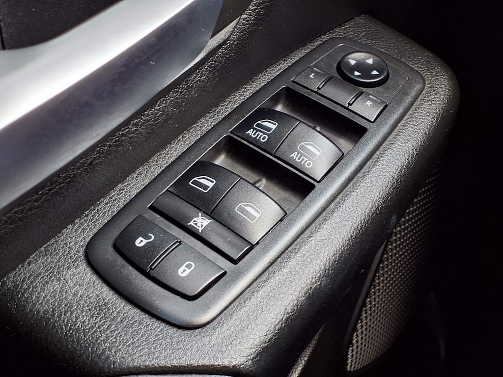 Thumbnail: 2019 RAM 1500 - 23