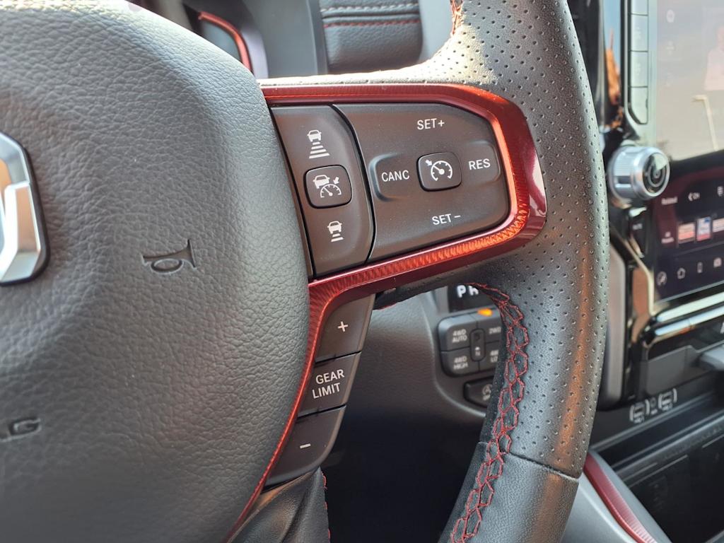Thumbnail: 2025 RAM 1500 - 24