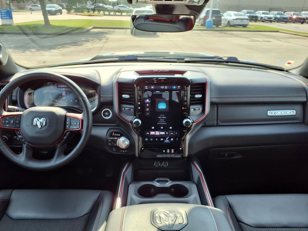 Thumbnail: 2025 RAM 1500 - 9