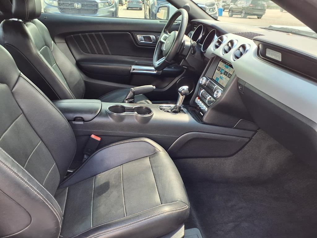Thumbnail: 2016 Ford Mustang - 9
