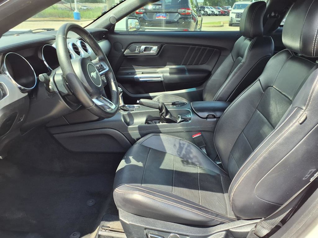 Thumbnail: 2016 Ford Mustang - 8