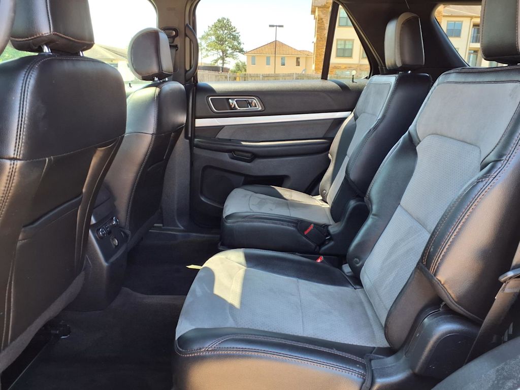 Thumbnail: 2017 Ford Explorer - 21