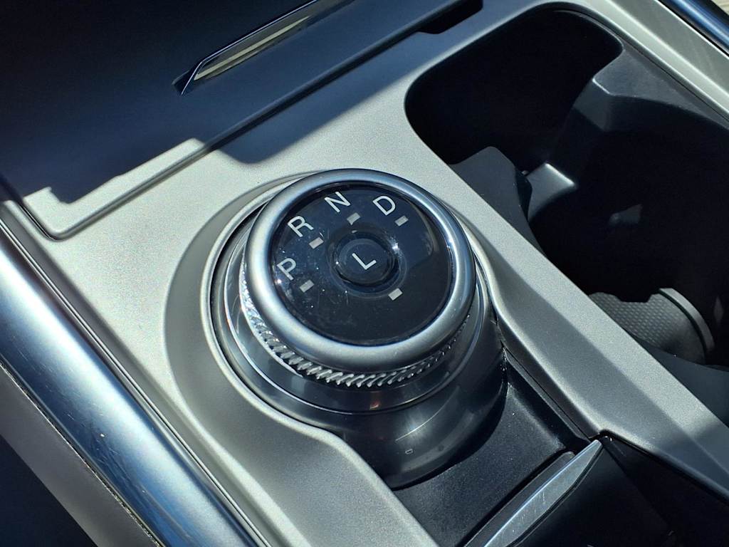 Thumbnail: 2022 Ford Explorer - 21