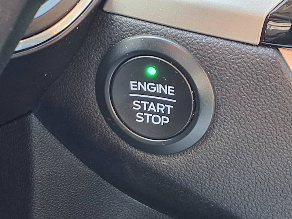 Thumbnail: 2020 Ford Escape - 25