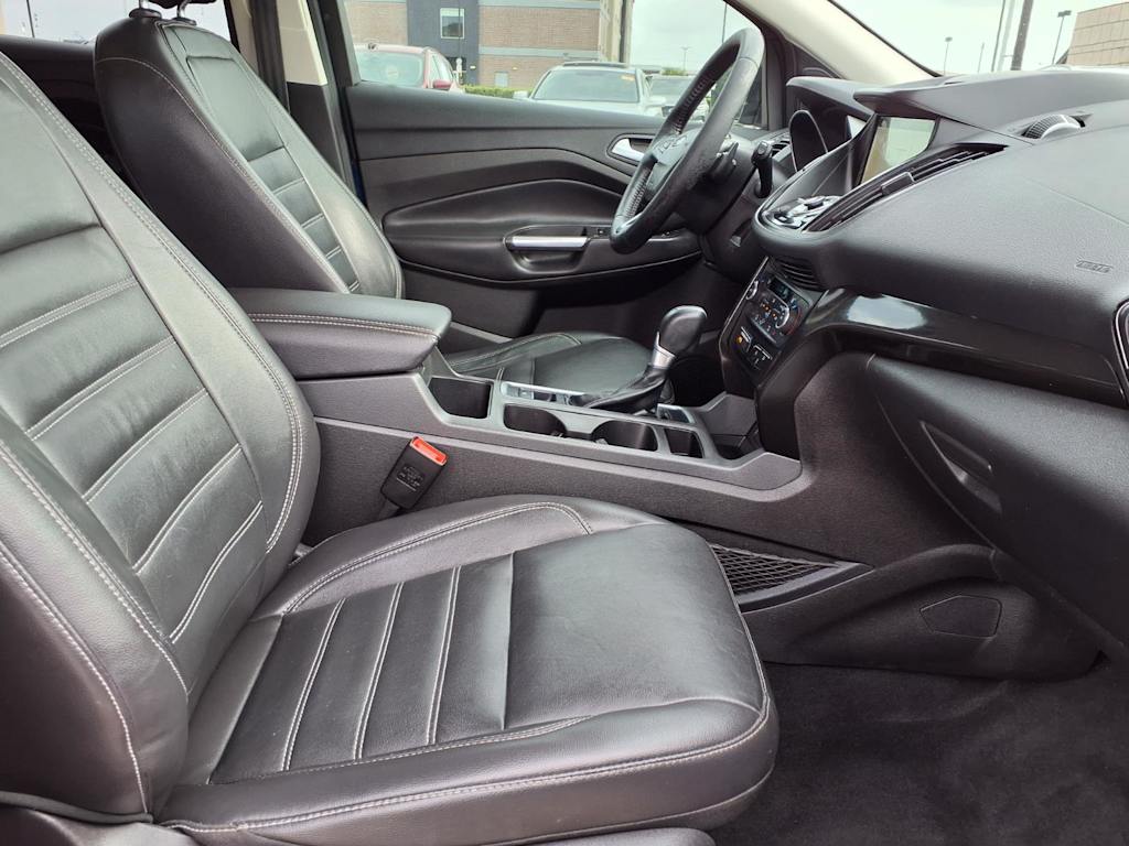 Thumbnail: 2017 Ford Escape - 11