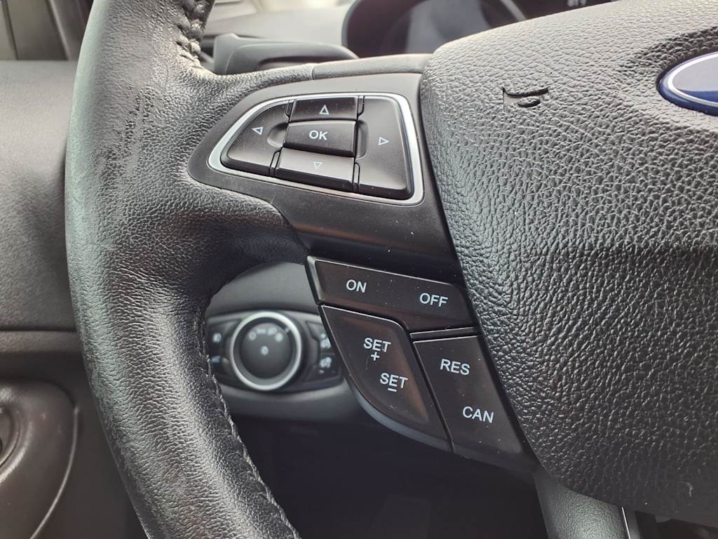 Thumbnail: 2017 Ford Escape - 23