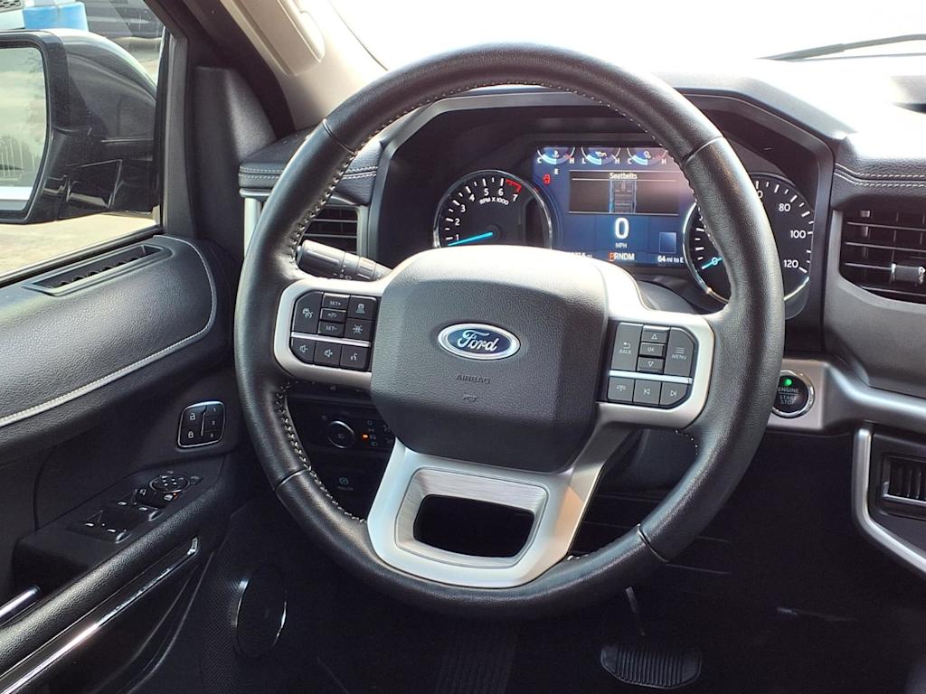 Thumbnail: 2022 Ford Expedition - 12