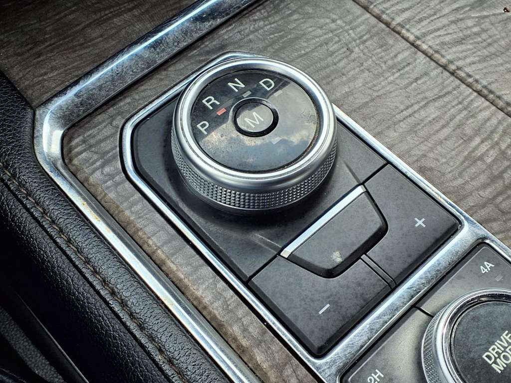 Thumbnail: 2021 Ford Expedition - 21