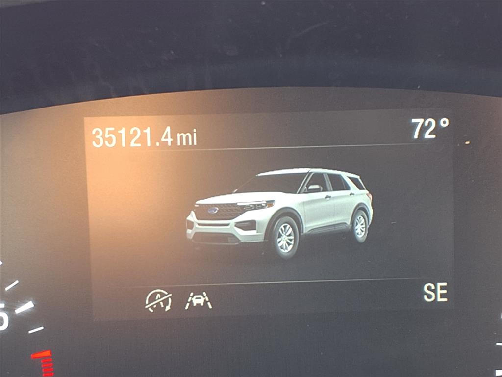 Thumbnail: 2021 Ford Explorer - 17