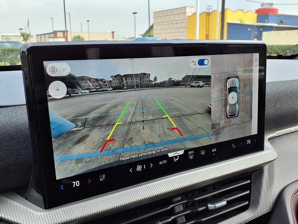 Thumbnail: 2025 Ford Explorer - 15