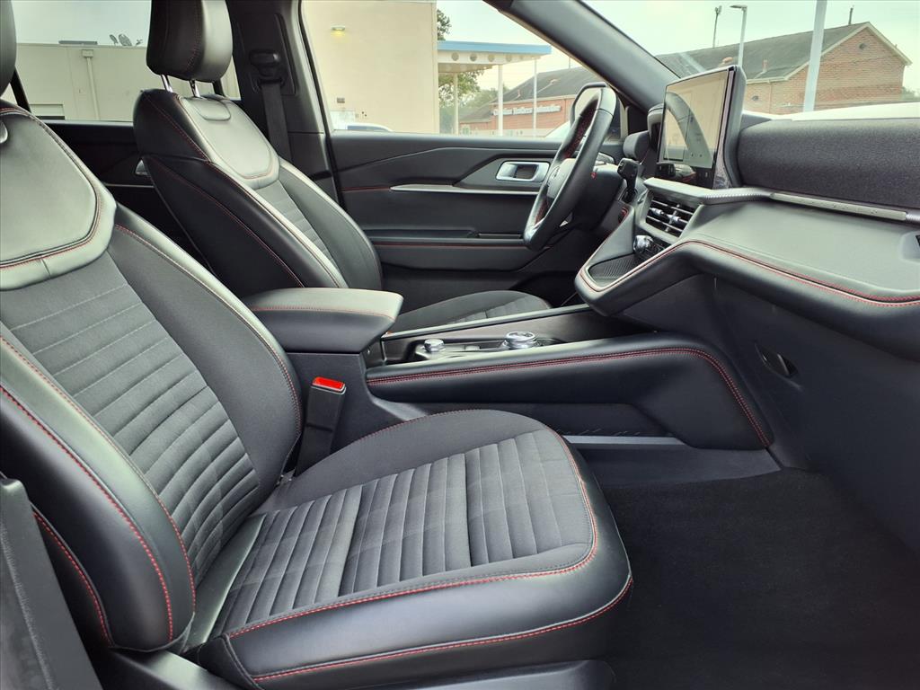 Thumbnail: 2025 Ford Explorer - 11