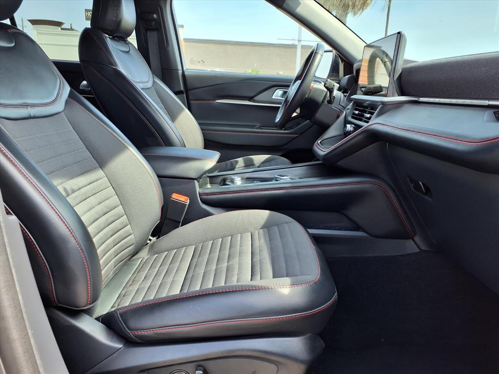 Thumbnail: 2025 Ford Explorer - 12