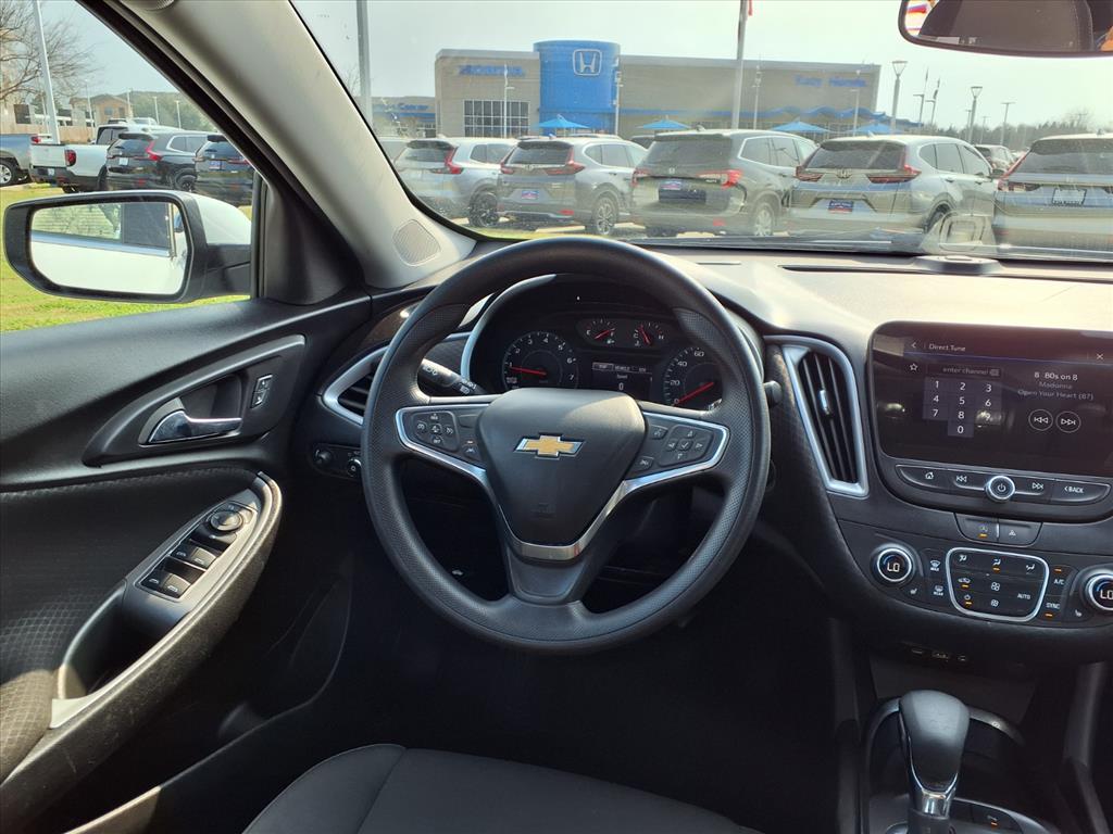 Thumbnail: 2024 Chevrolet Malibu - 14
