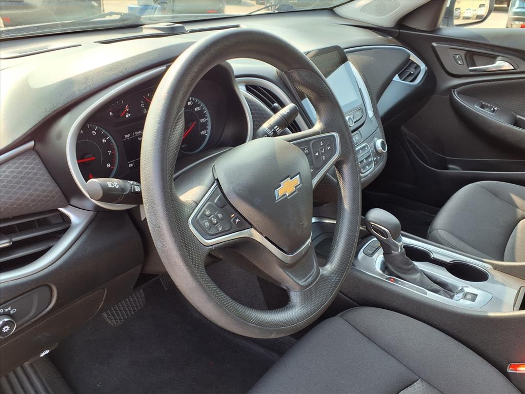 Thumbnail: 2024 Chevrolet Malibu - 2