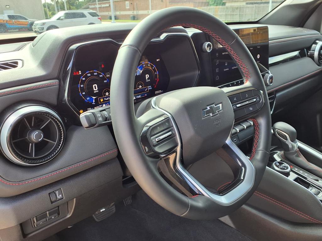 Thumbnail: 2024 Chevrolet Colorado - 2