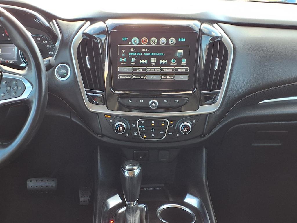 Thumbnail: 2018 Chevrolet Traverse - 15