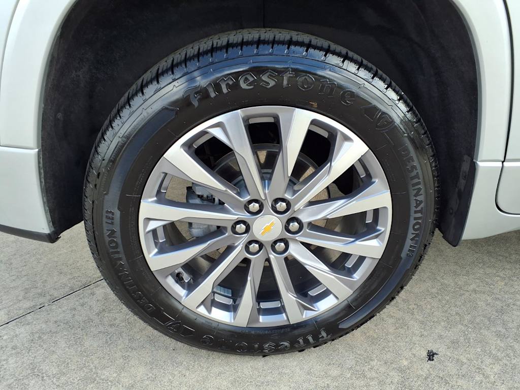 Thumbnail: 2022 Chevrolet Traverse - 8