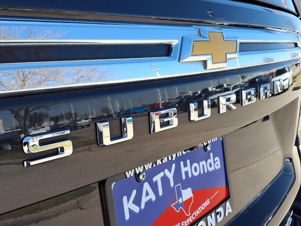 Thumbnail: 2024 Chevrolet Suburban - 7