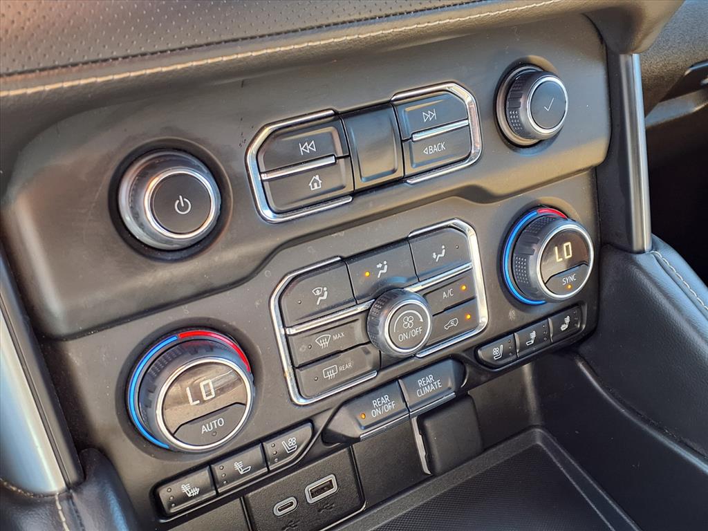 Thumbnail: 2024 Chevrolet Suburban - 24