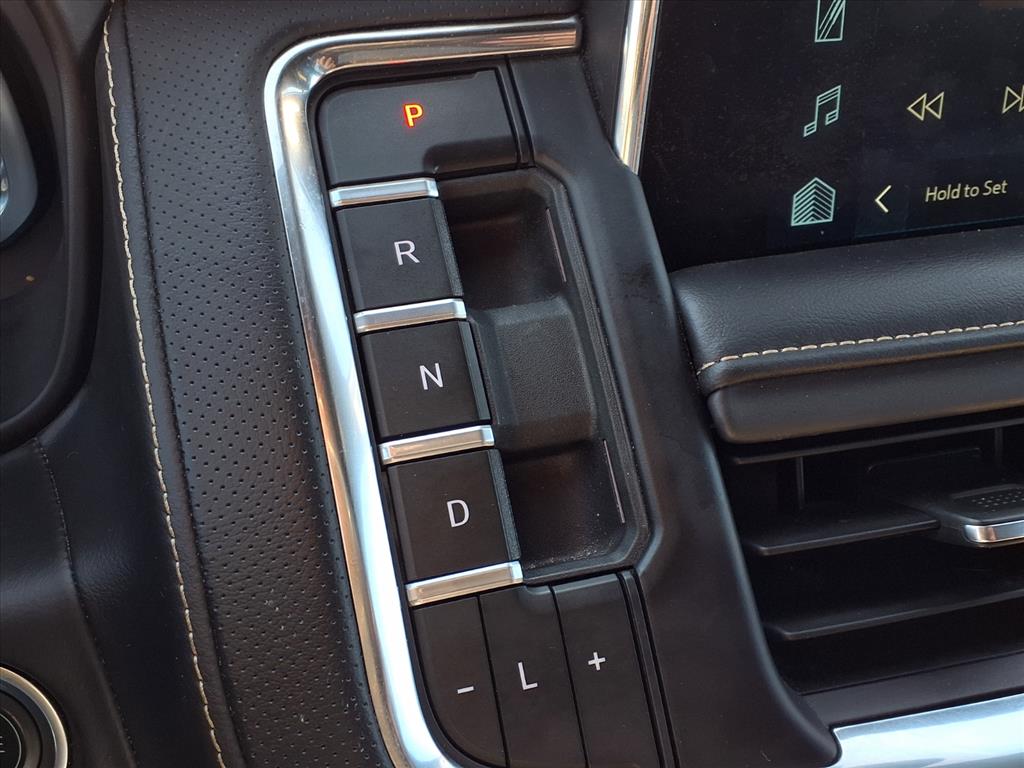 Thumbnail: 2024 Chevrolet Suburban - 17