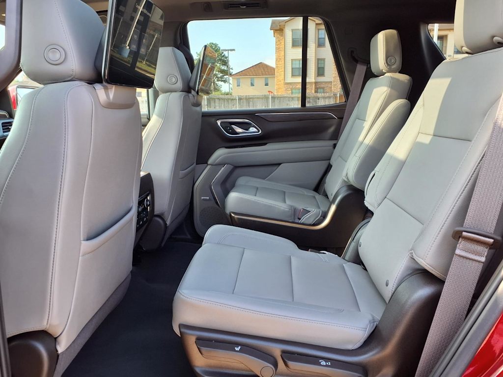 Thumbnail: 2023 Chevrolet Tahoe - 12