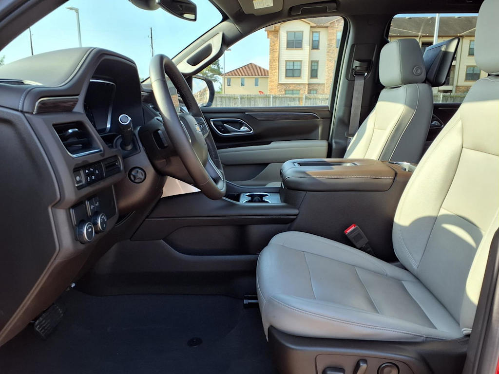 Thumbnail: 2023 Chevrolet Tahoe - 11