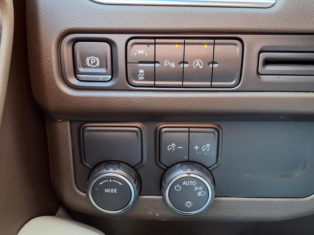 Thumbnail: 2024 Chevrolet Tahoe - 25