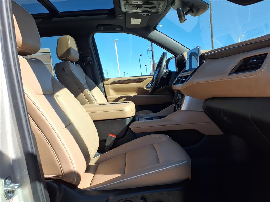 Thumbnail: 2023 Chevrolet Tahoe - 12