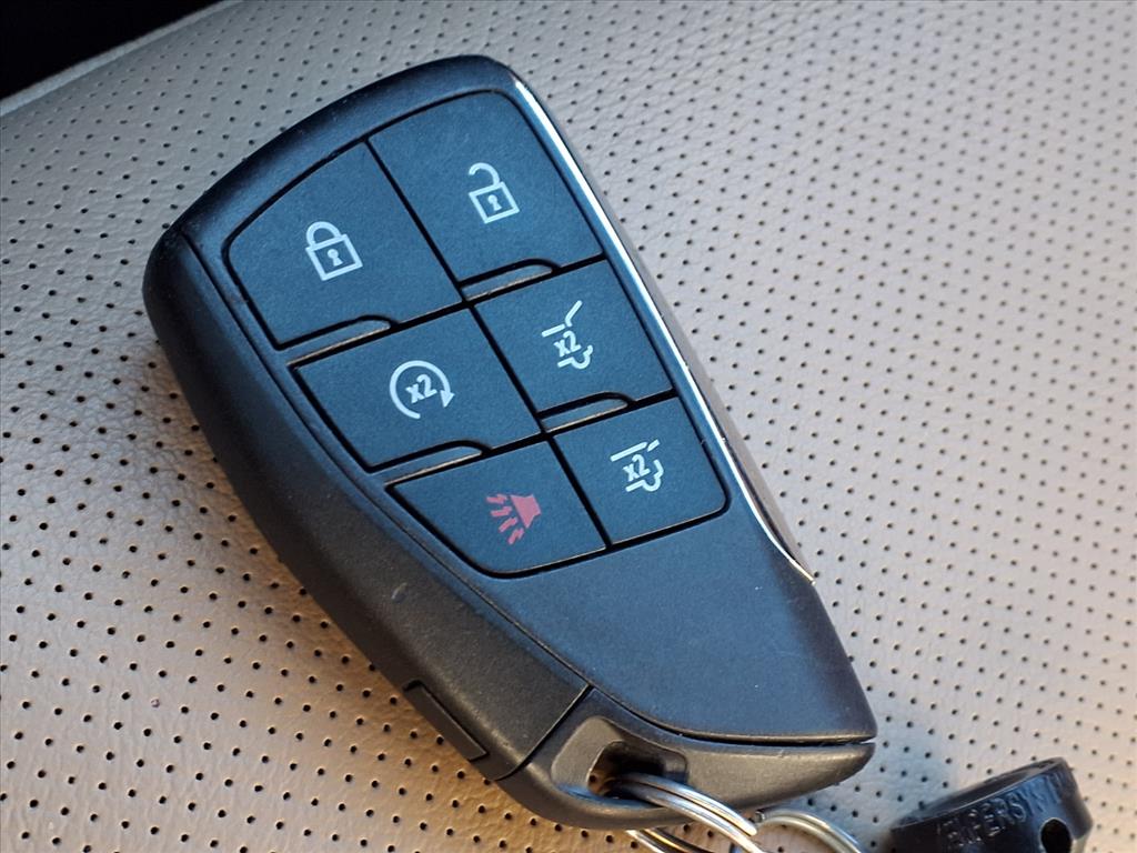 Thumbnail: 2023 Chevrolet Tahoe - 18