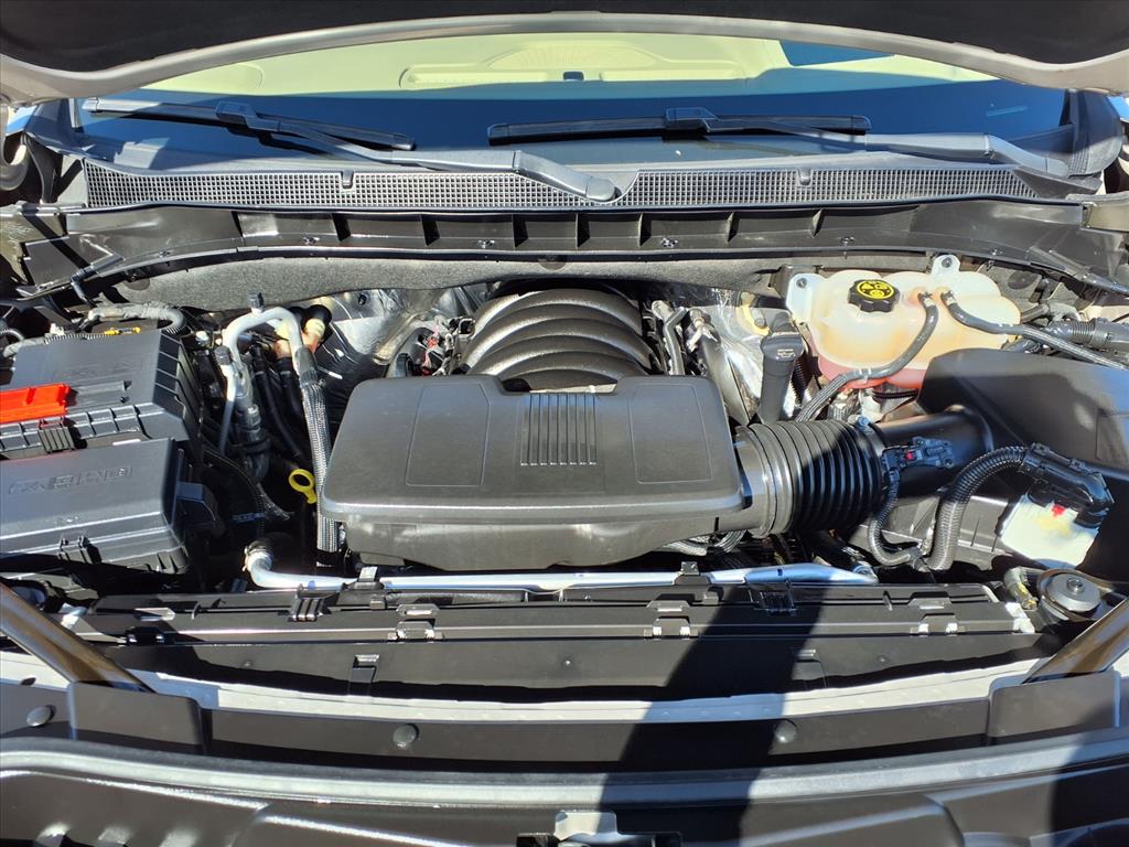 Thumbnail: 2023 Chevrolet Tahoe - 9