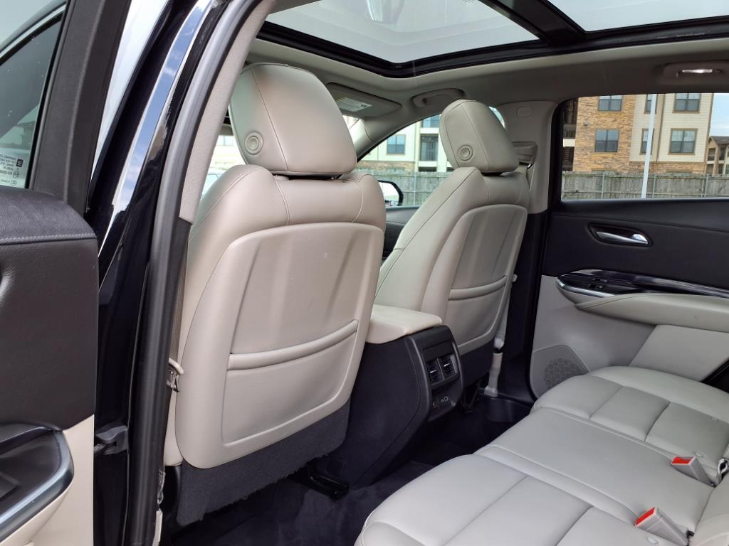 Thumbnail: 2021 Cadillac XT4 - 13
