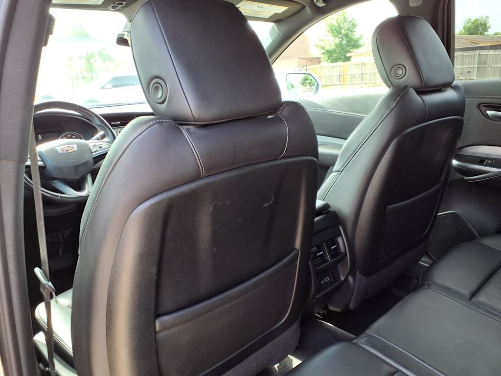 Thumbnail: 2020 Cadillac XT4 - 13