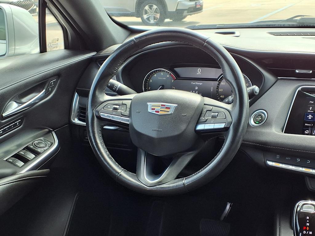 Thumbnail: 2020 Cadillac XT4 - 14